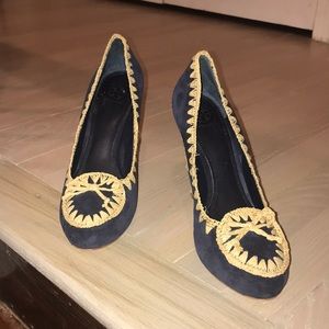 Tory Burch NWT navy suede wedge